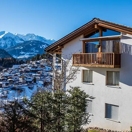 Alpen Bijoux Trin * Domat